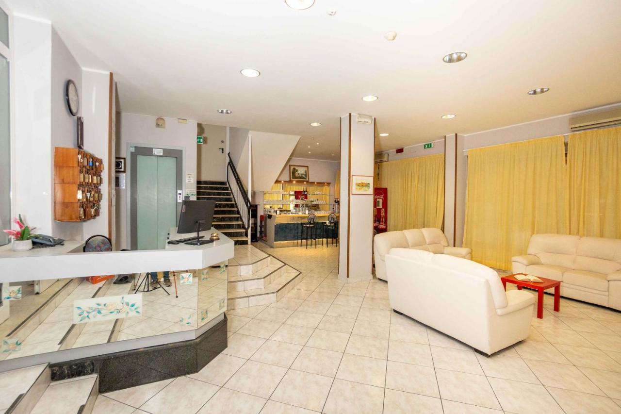 Hotel Galileo Rimini Eksteriør billede