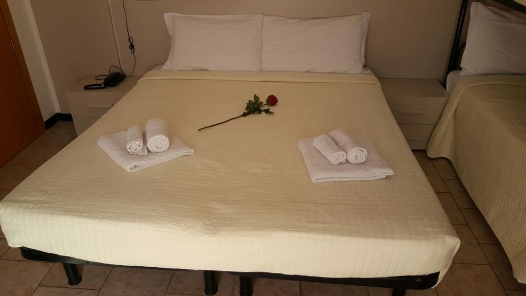 Hotel Galileo Rimini Eksteriør billede